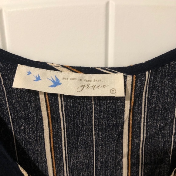 Grace brand, Lizard Thicket Boutique light/sheer long sleeve top - Picture 3 of 5